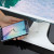 ​Samsung anuncia monitor para cargar un teléfono sin usar cables